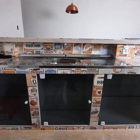 Apartamento Mobiliado No Centro De パウロ・アフォンソ エクステリア 写真