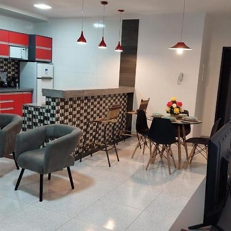 Apartamento Mobiliado No Centro De パウロ・アフォンソ エクステリア 写真