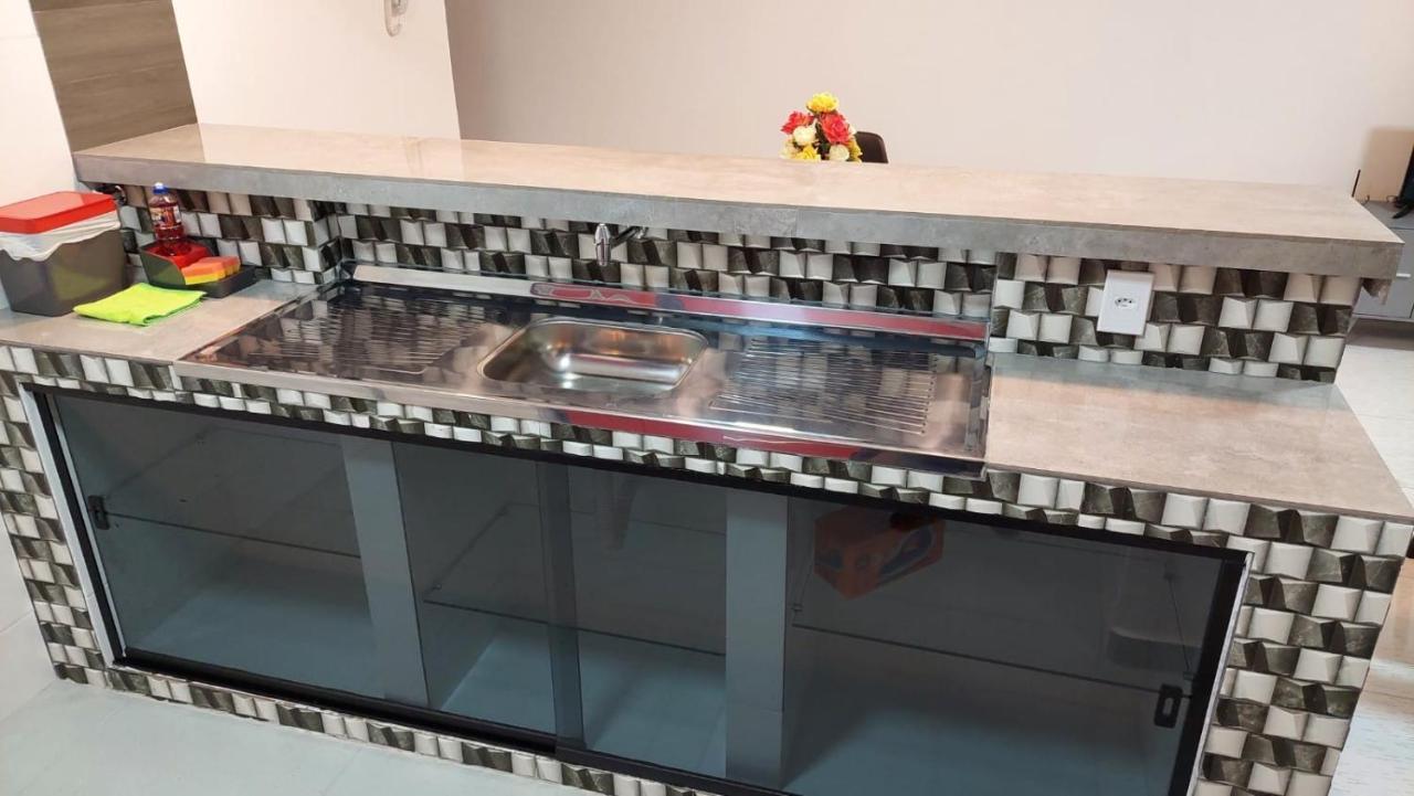Apartamento Mobiliado No Centro De パウロ・アフォンソ エクステリア 写真